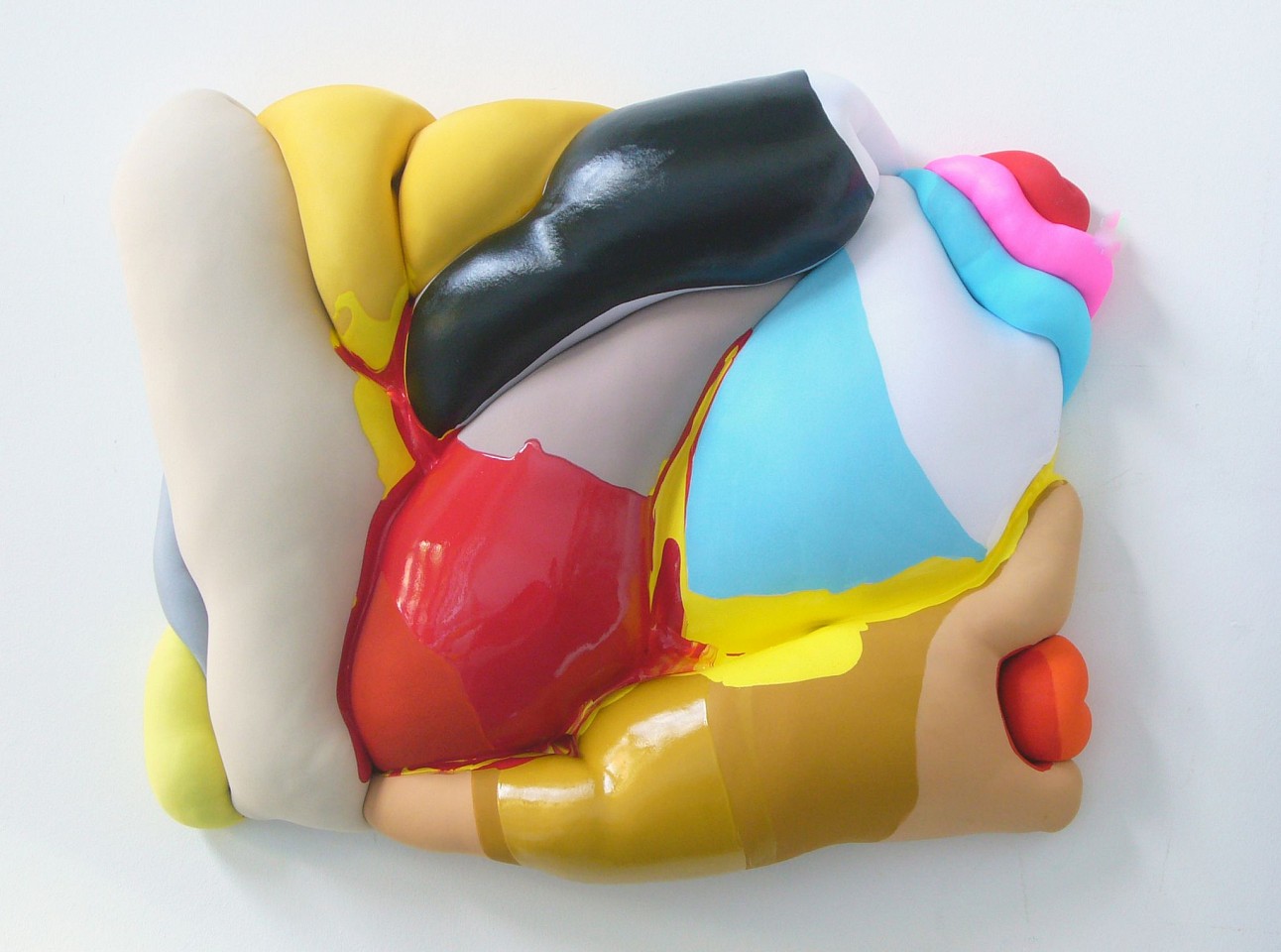 CLEMENCIA LABIN, Gran Pulpa Aimara, 2009
bikini lycra and polyester cotton, 39 3/8 x 31 1/2 x 9 7/8 in. (100 x 80 x 25 cm)
CL-C-0005