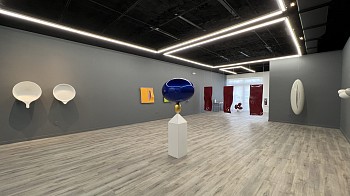 SANTIAGO VILLANUEVA - Frozen Balance&nbsp;